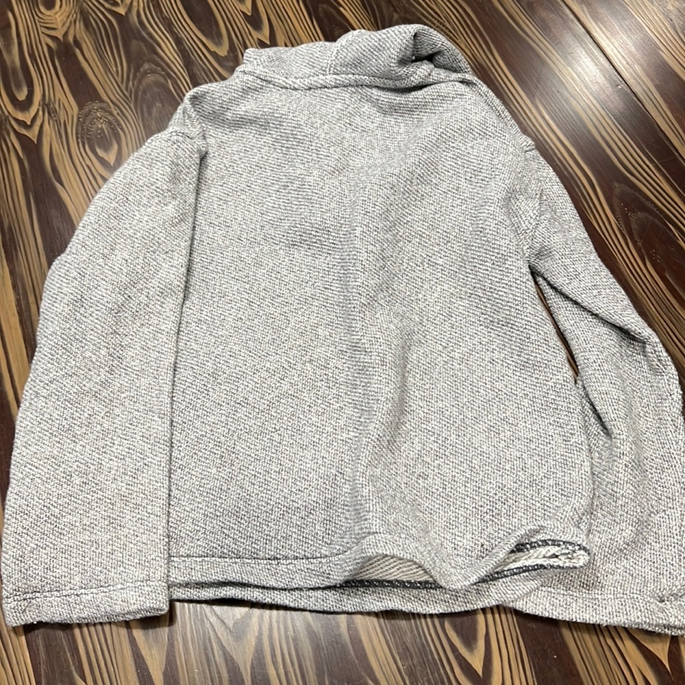Old navy pullover - Picture 3 of 3
